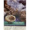 Image 2 : 10 Premium Geodes w/ 2 Display Stands