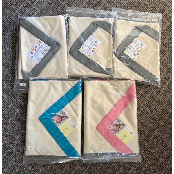 5-Pcs New Organic Cotton Receiving Blanket - R.V. $100 - 28" x 35" (Colour and Size May Vary)