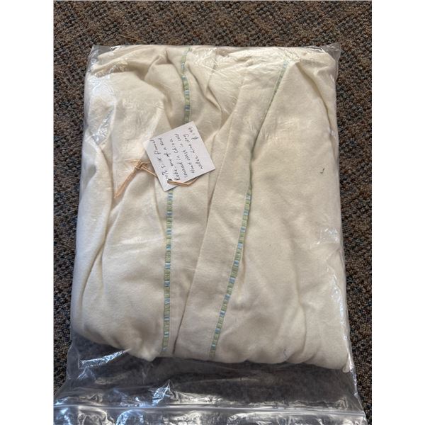New Organic 100% Silk Flannel White Robe - R.V. $199