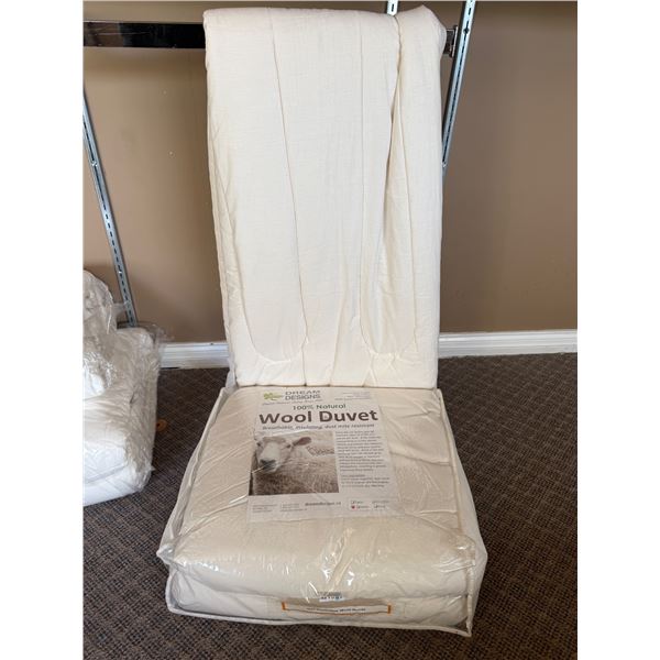 New Group of 2 Natural Wool Duvets - Display Models, Queen Size