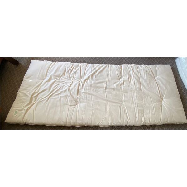 New 100% Organic Cotton Topper, Approx. 29" x 77"