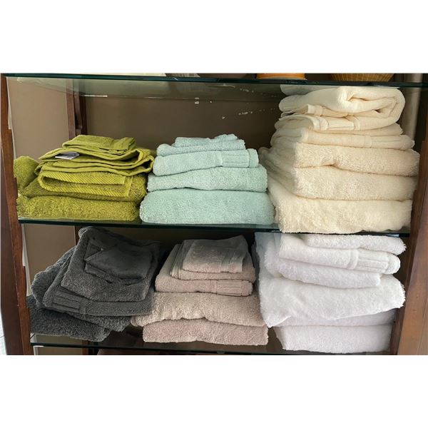 New Group of Organic Cotton Towels - Used for Display, Various Sizes & Colors. Mostly Set of 5 pcs e