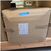 Image 2 : Box of New Organic 100% Cotton Bath Towel, White, Size 70x132 cm (Approx. 13 Pcs) - R.V. $89.99/pcs