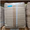 Image 2 : 5-Pcs New 100% Silk Duvets - Summer Queen - R.V. $2154 ($431 Each)