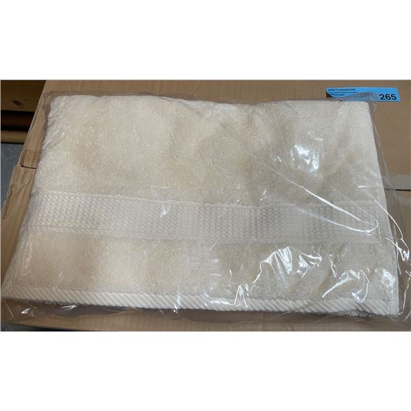 Box of New Hand Towels, Ivory, Size 40x76 cm (Approx. 39 Pcs) - R.V. $38.99/pcs