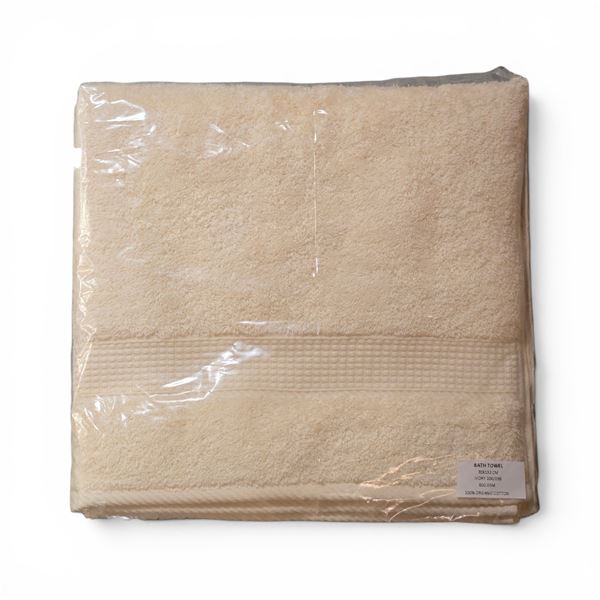 Box of New Organic Towels, Bath Sheets, Ivory, Size 90x182 cm (Approx. 12 Pcs) - R.V. $129.99/pcs