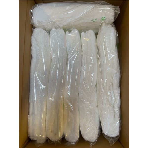 2 Boxes of New Bath Sheets, White, Size 90x182 cm (Approx. 12 Pcs) - R.V. $129.99/pcs