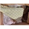Image 3 : Assorted Box of Hemp Napkins and Patterned Fabrics