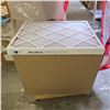 Image 2 : Box full of approx. 9 Air Filters High-Efficiency Particle Capture - 20" x 25" x 2", R.V. $181