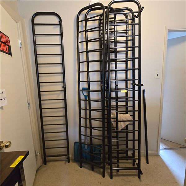 Black Metal Shelving Unit - Dismantle, approx. 6 pcs (might be incomplete)