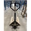 Image 3 : Crown Manual Pallet Jack - Good working condition