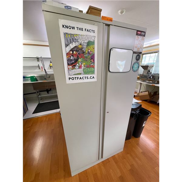 White Cabinet