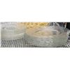 Image 3 : Pressed and Etched Glass Tableware with Gold Detailing