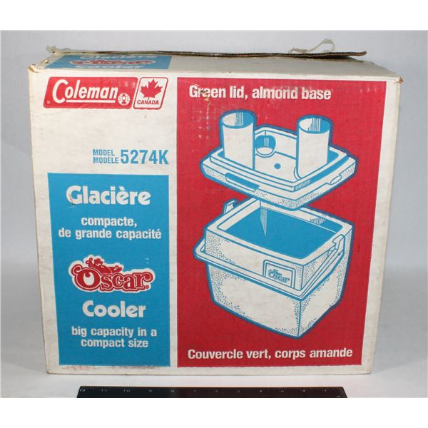 VINTAGE LIKE-NEW COLEMAN OSCAR IN ORIGINAL BOX