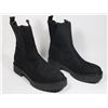 Image 1 : TIME AND TRU WOMEN'S BOOTS SIZE 8