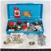 Image 1 : SEWING KIT WITH BUTTONS AND MORE