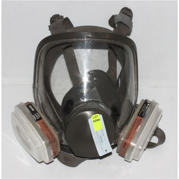 GAS MASK WITH NIOSH ORGANIC FILTERS PRE-OWNED