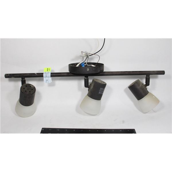 LIGHT FIXTURE