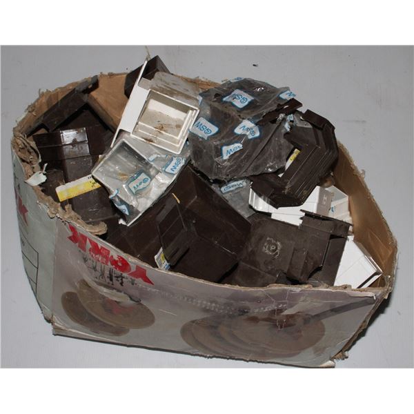 LARGE BOX OF GUTTER PIECES