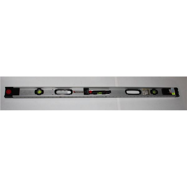 BENCHMARK SPIRIT LEVEL