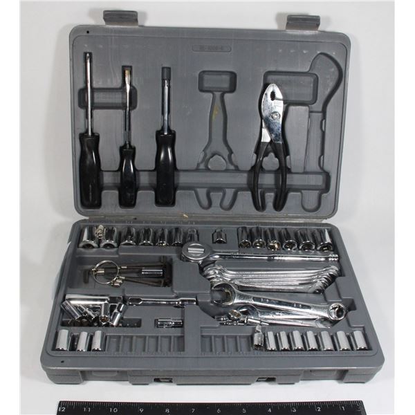 SOCKET TOOL SET