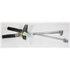 Image 1 : LOT OF TWO TORQUE WRENCHES