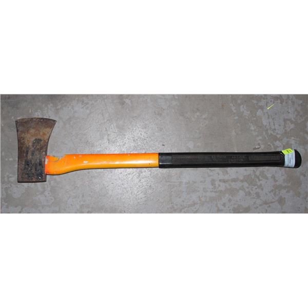 AXE (SOME DAMAGE TO HANDLE)
