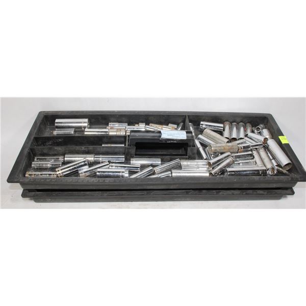 TOOL TRAY OF SAE 1/2" DRIVE SOCKETS