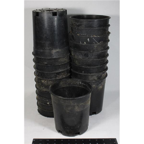 20 PLANTER POTS