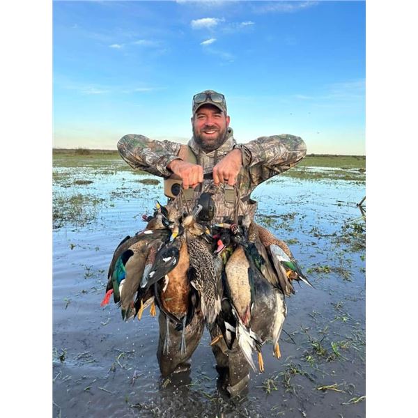 High Volume Duck Hunting for 4- Argentina