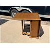 Image 3 : MID-CENTURY MODERN GATELEG DINING TABLE