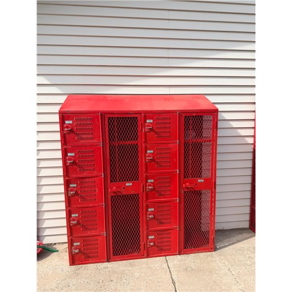 RED METAL INDUSTRIAL SCHOOL LOCKERS
