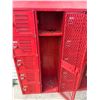 Image 5 : RED METAL INDUSTRIAL SCHOOL LOCKERS