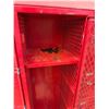 Image 6 : RED METAL INDUSTRIAL SCHOOL LOCKERS