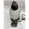 Image 11 : VINTAGE SEAGULL COLORED GLASS AND METAL LAMP