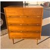 Image 1 : MID-CENTURY MODERN SOLID WOOD 5-DRAWER DRESSER