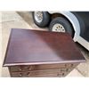 Image 3 : VINTAGE CHERRY QUEEN ANNE STYLE SILVERWARE/JEWELRY CHEST