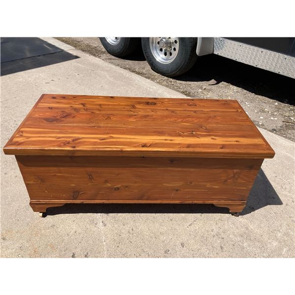 VINTAGE CEDAR CHEST
