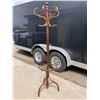 Image 1 : VINTAGE BENTWOOD COAT AND HAT RACK STAND
