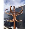 Image 2 : VINTAGE BENTWOOD COAT AND HAT RACK STAND