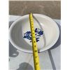 Image 13 : PFALTZGRAFF YORKTOWNE BLUE AND WHITE STONEWARE DISHES