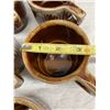 Image 11 : VINTAGE HULL BROWN DRIP POTTERY