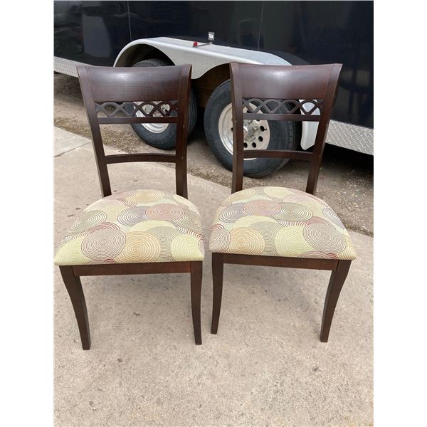 CHAIRS, PAIR