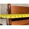 Image 5 : STAND AND BOOKSHELF