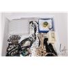 Image 3 : Tray lot of vintage and collectible jewellery including boxed jewellery set, beaded necklaces, brooc