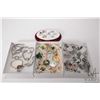 Image 1 : Selection of vintage and collectible jewellery including Jade, antique cocktail watches, pendants, n