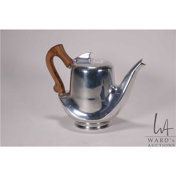 Vintage Picquot Ware mid-century modern teapot, made from "Magnalium" ( magnesium-alumium alloy) cir