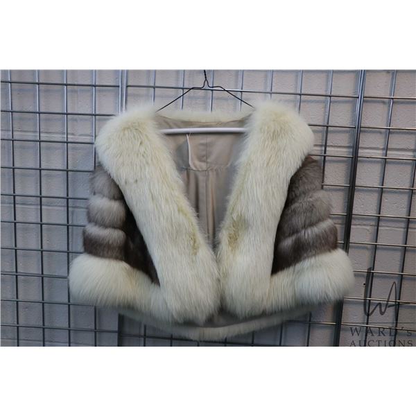 Ladies faux fur shawl, appears size M or L
