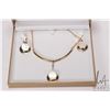 Image 5 : Selection of vintage and collectible costume jewellery including gold tone and ruby like gemstone ne