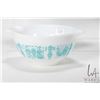 Image 2 : Vintage Pyrex blue and white graduated "Amish Butterprint" circa 1950 and a Titania noodle maker